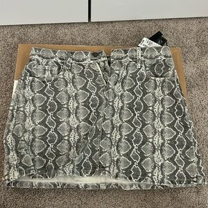 Blank NYC Snakeskin Skirt